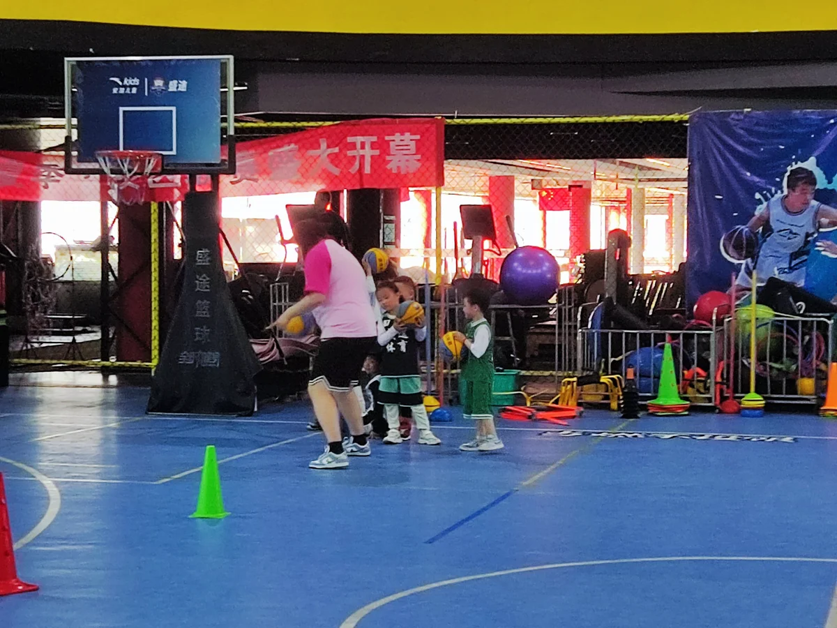 业余爱好者如何进行高难度篮球训练_2